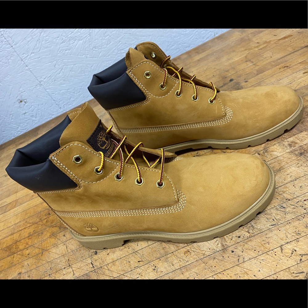 Boys timberland boots NWOT